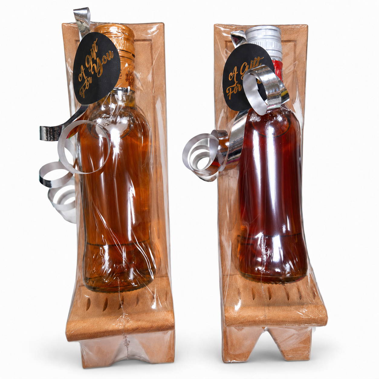 Mini Man Obia Bangi met Surinaamse Drank Gift